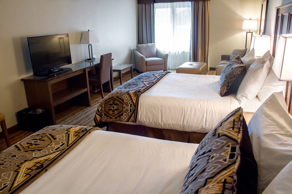 Cedar Creek Lodge & Conference Center Кълъмбия Фолс Екстериор снимка