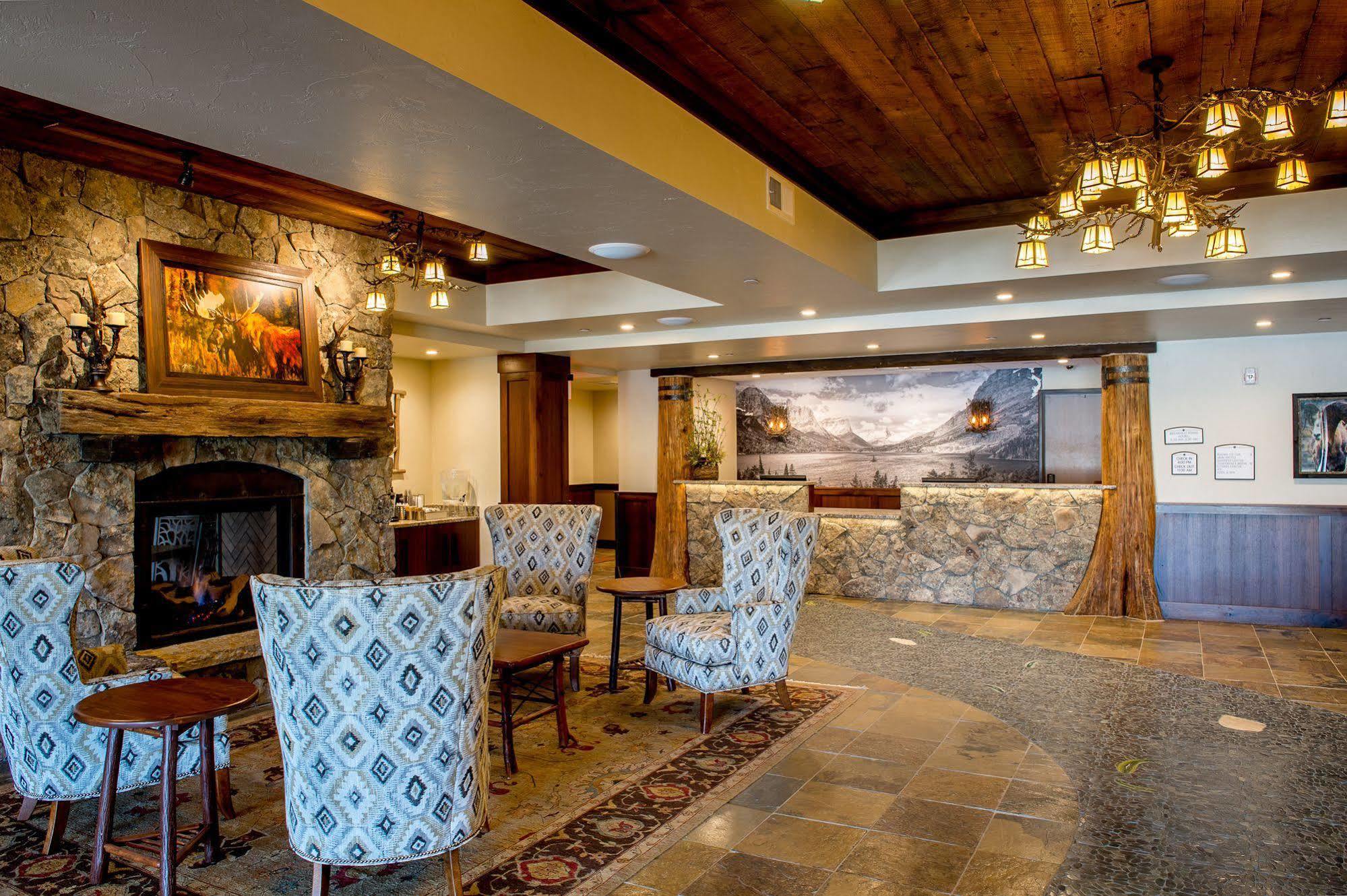 Cedar Creek Lodge & Conference Center Кълъмбия Фолс Екстериор снимка