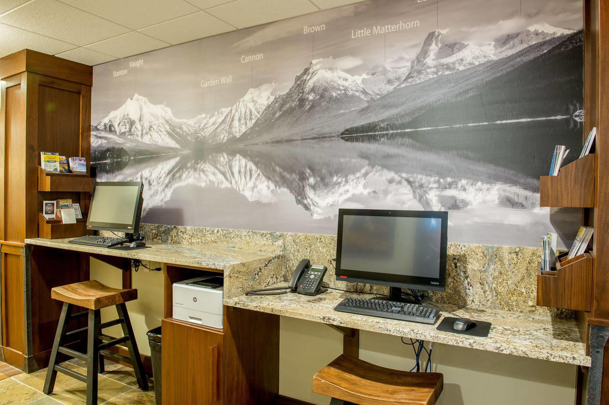 Cedar Creek Lodge & Conference Center Кълъмбия Фолс Екстериор снимка